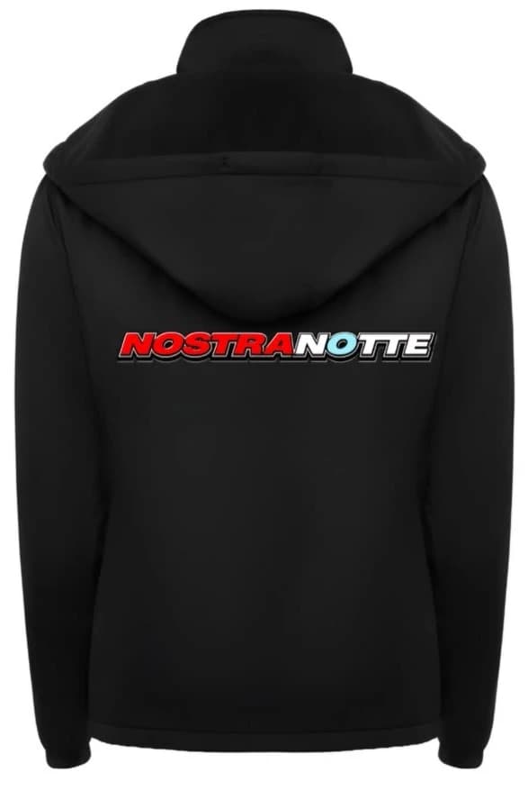 Cazadora Nostra Notte, detrás